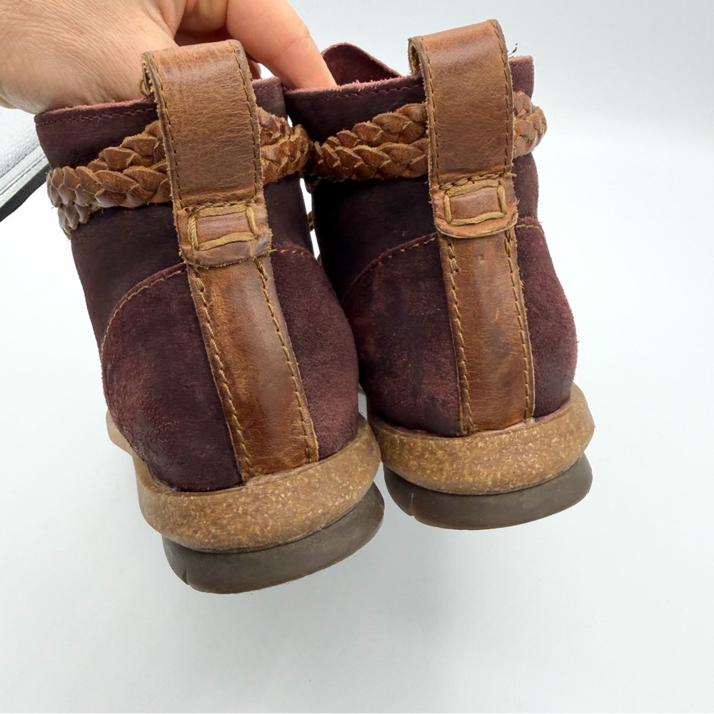 Born Temple Burgundy suede ankle boots leather laces braided ankle wrap - Picture 4 of 10